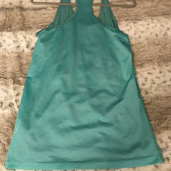 𝅺: : NIKE Soft T Back Tank Top With Mesh Back : : - Picture 7 of 10